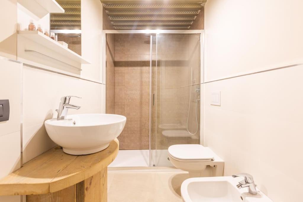 Apartment Sp15 -isola- Super Large Milan