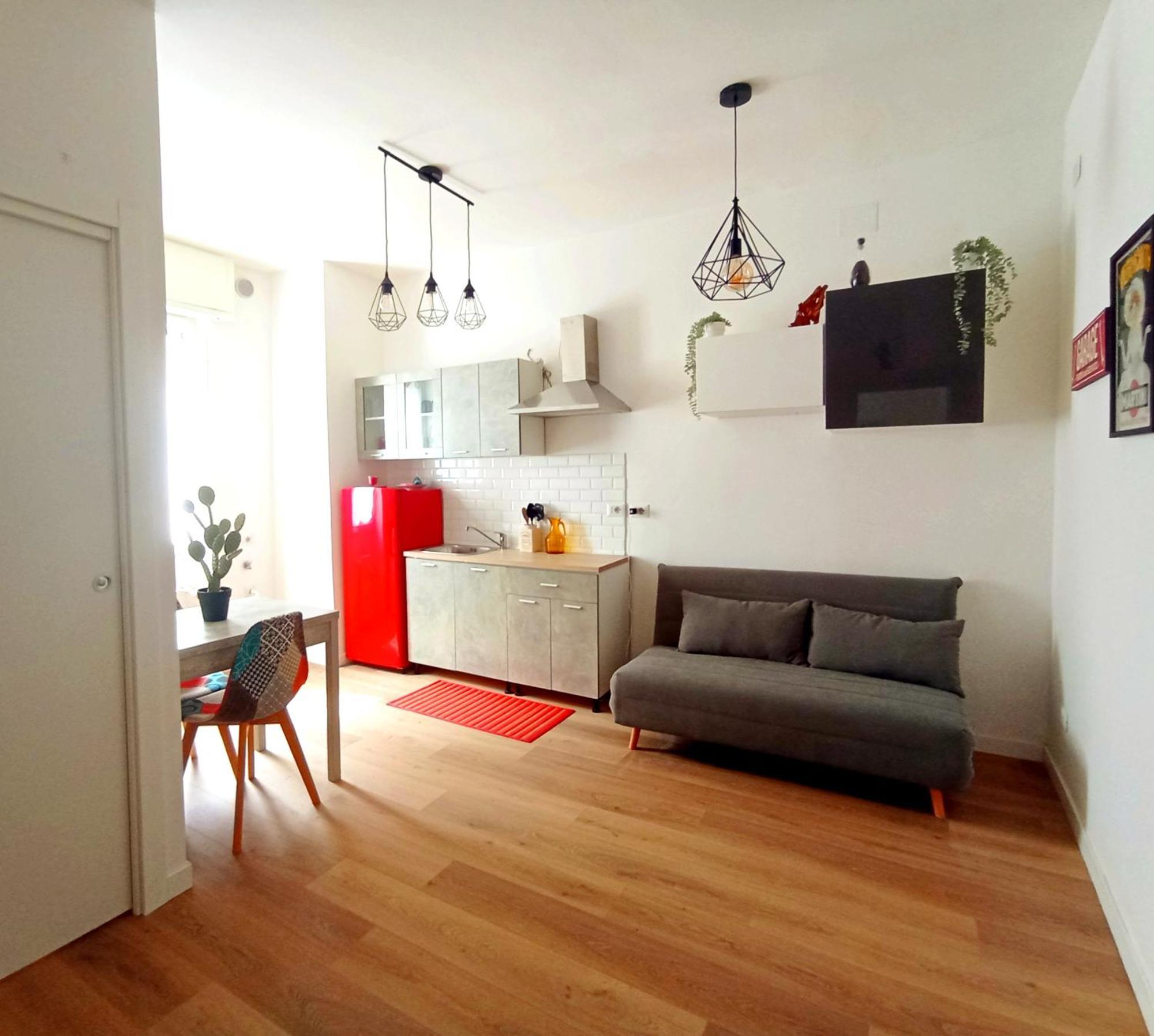 First Apartamento *