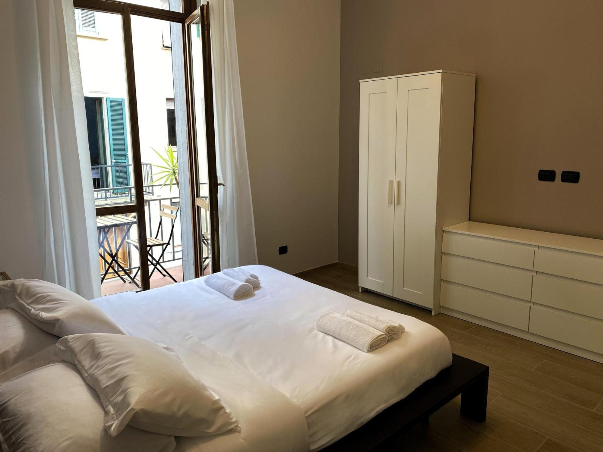 Apartment - Gluck