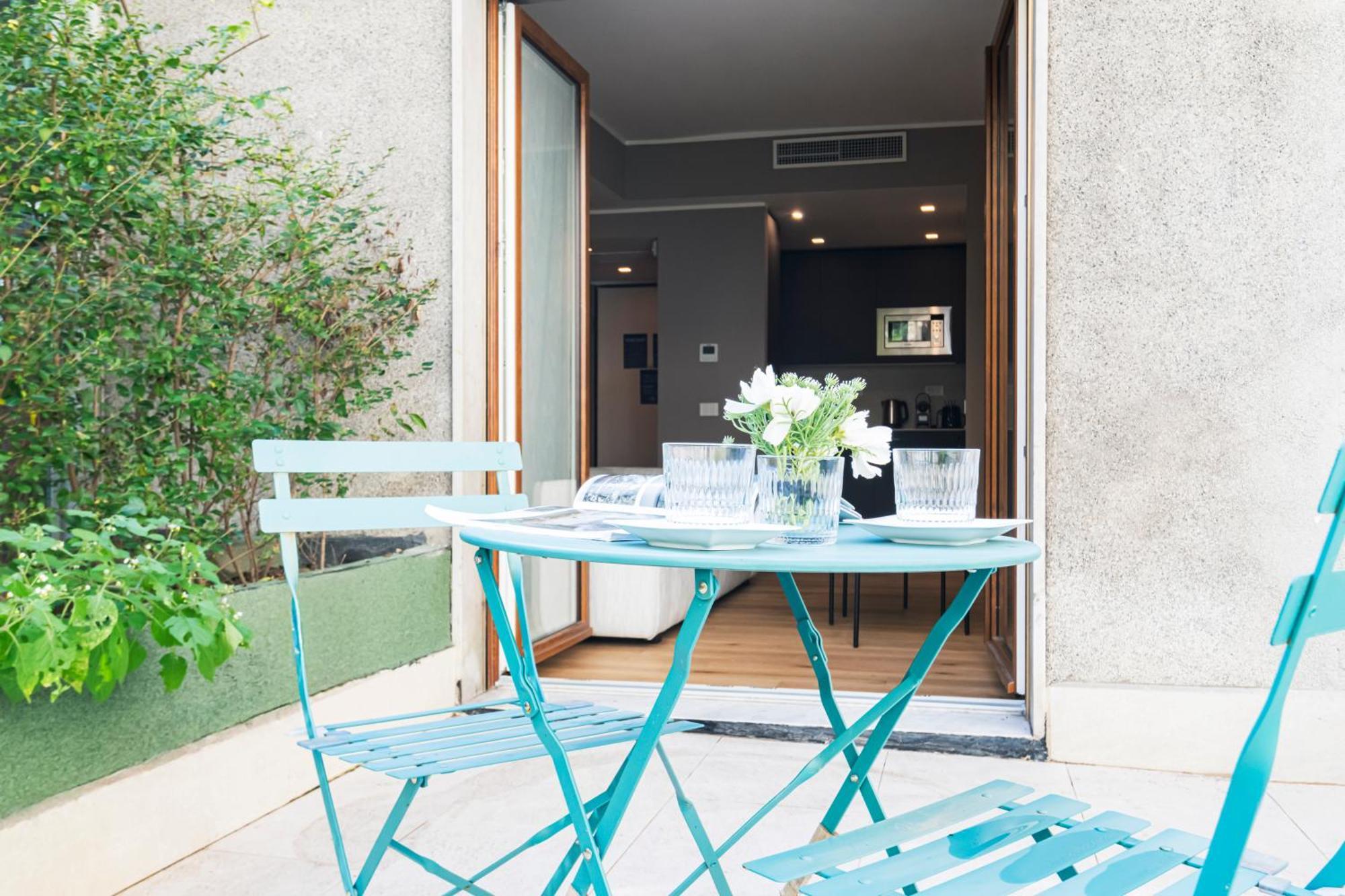 Easylife - Modern With Garden Apartment Milan