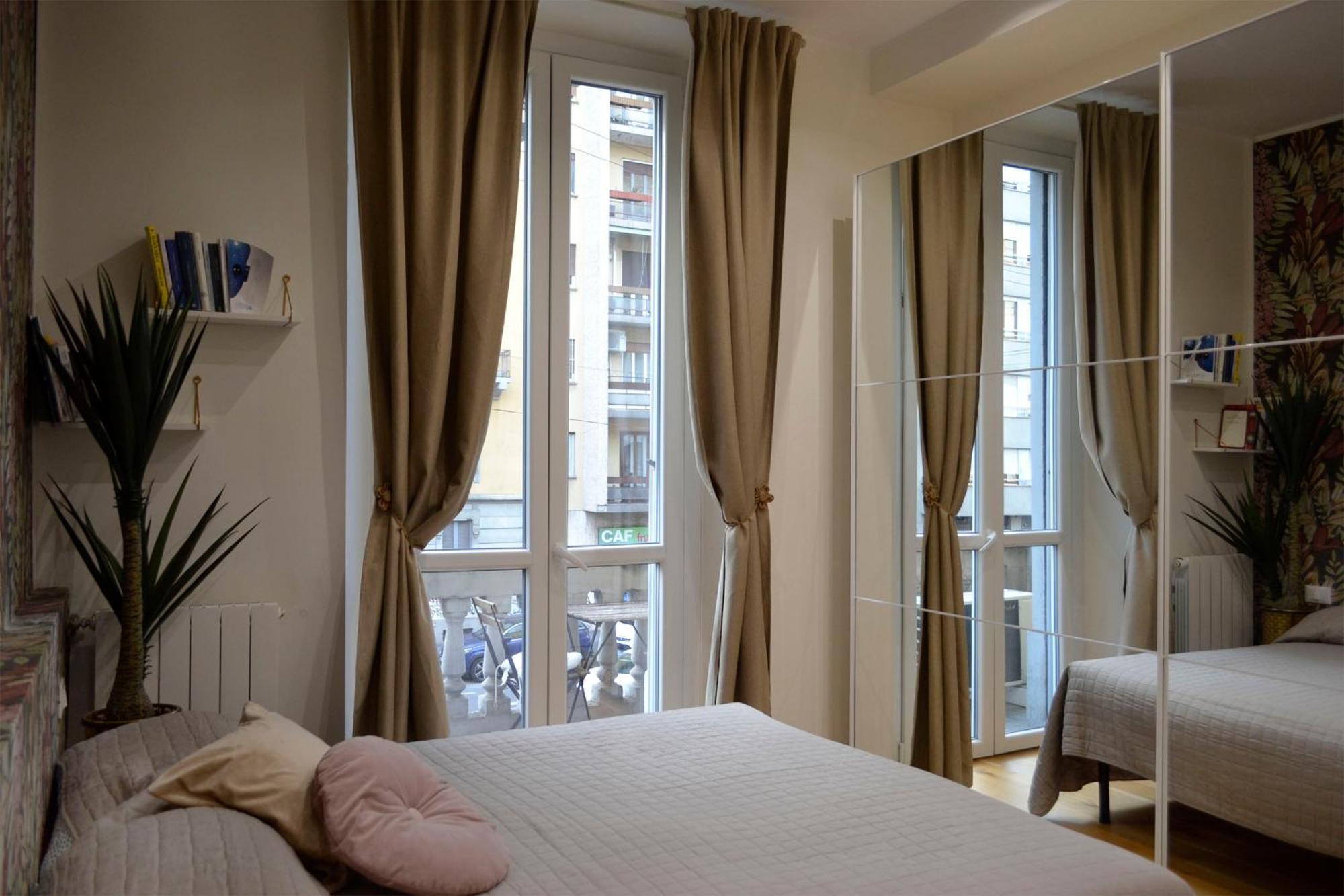 Apartamento Peony House - 10 Min Duomo Milão