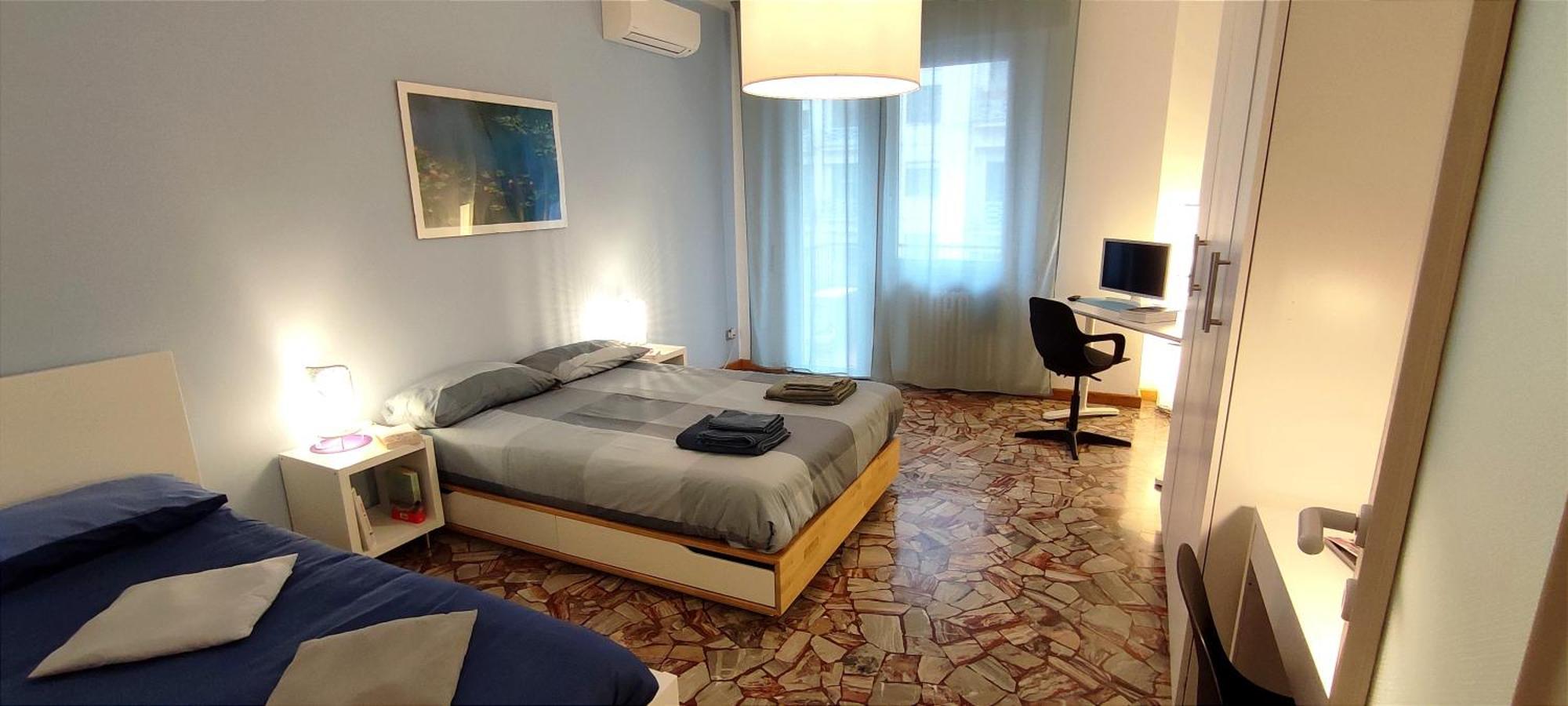 2 Minimal * Milan