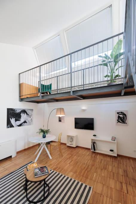 Urban House - Bright House Navigli Center * Milan