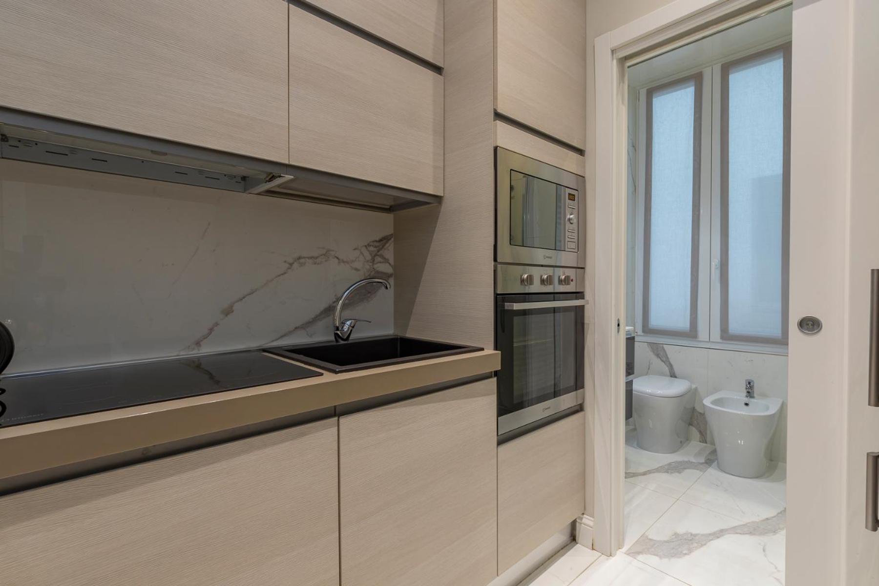 Xenia - Modern Three-room In Moscova Area Apartment