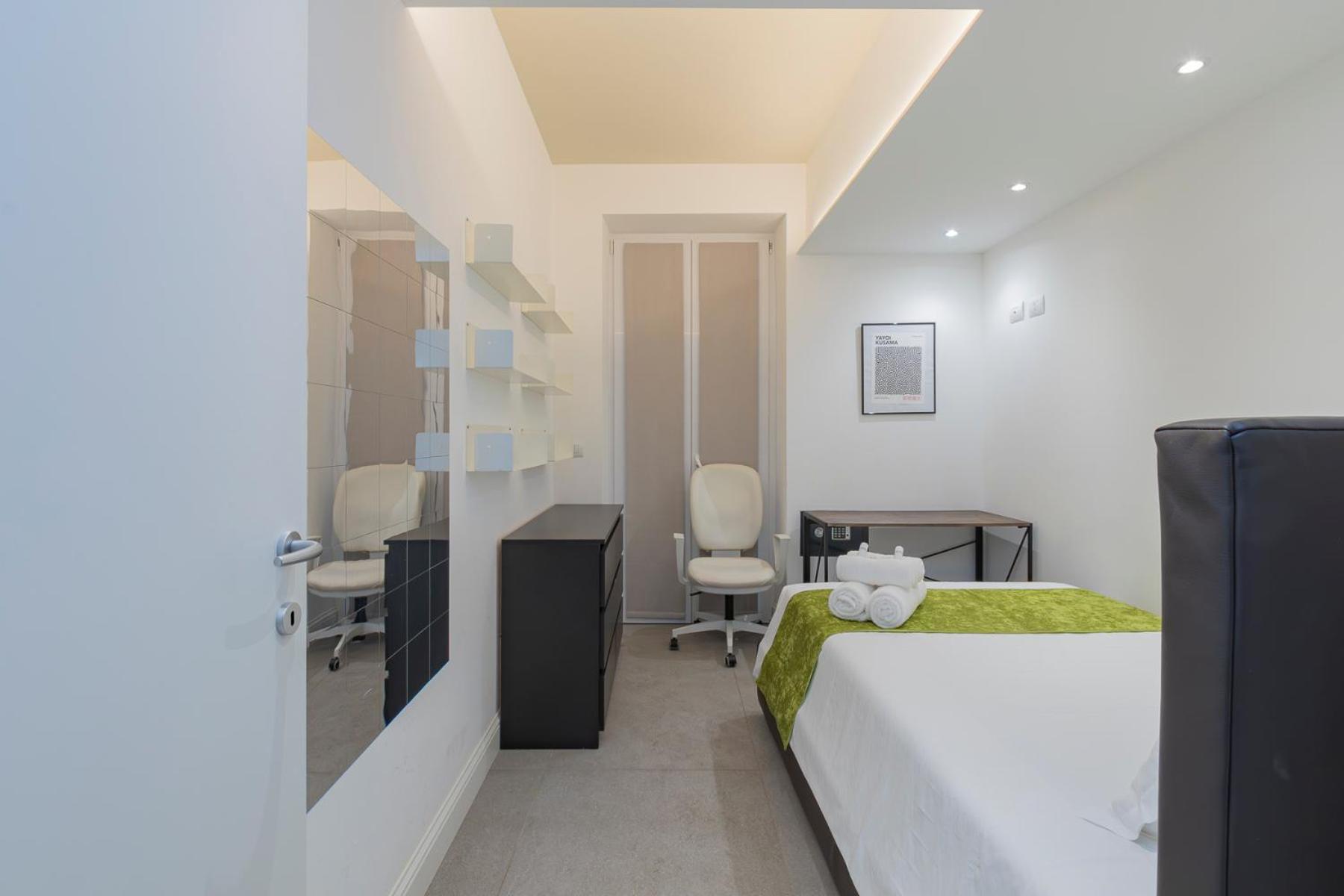 Apartment Xenia - Modern Three-room In Moscova Area Milan