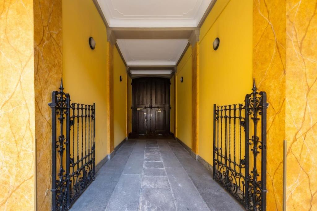 Two Bedroom Last Floor Sarpi - Mirable Pm Apartment Milan