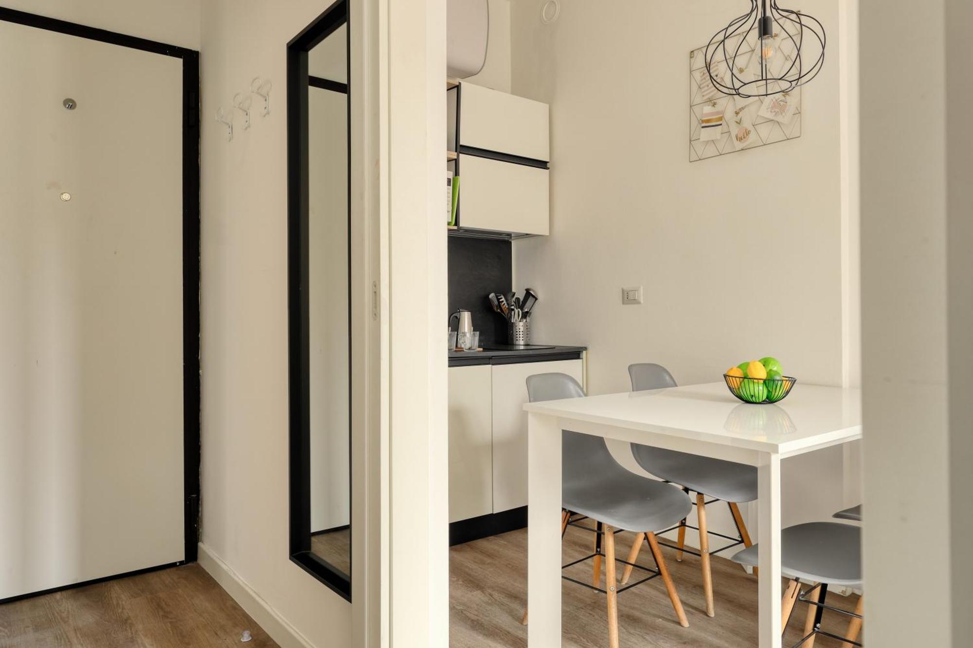 Apartamento Joivy Cosy With Balcony Near The Centre