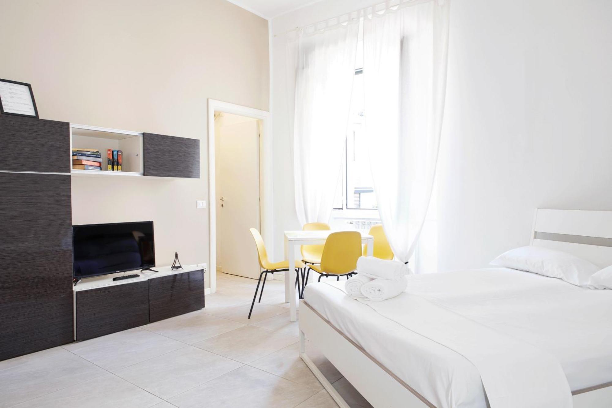 Smart Station Apartment