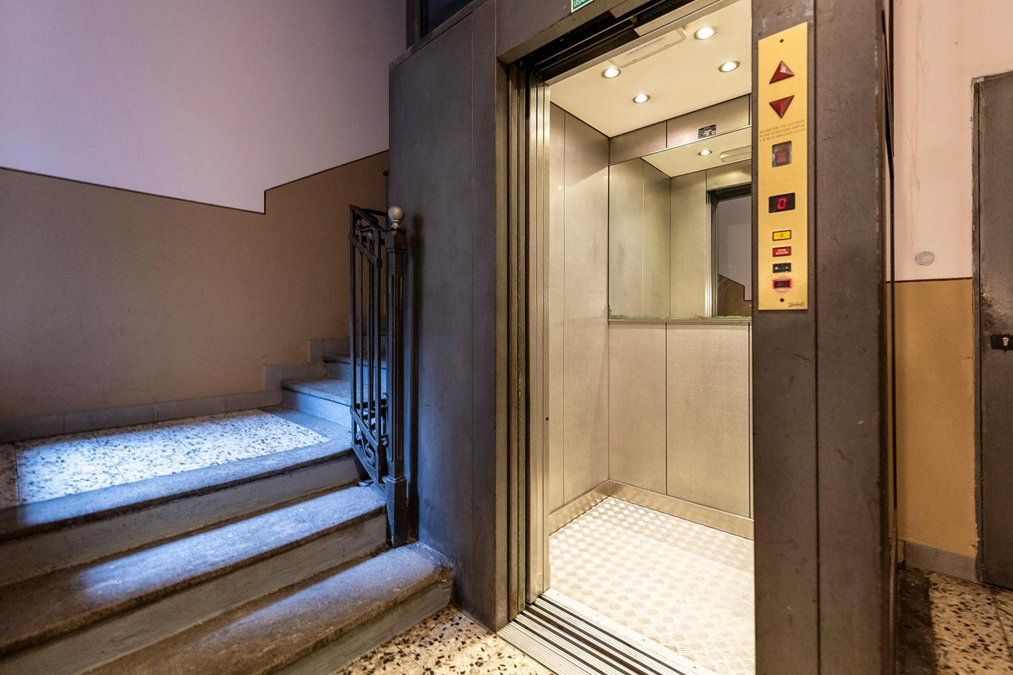 Bessy House, Near Fondazione Prada Apartment Milan