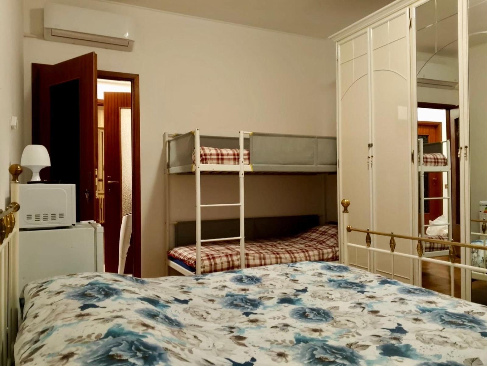 Gigli, Con Cucina In Comune E Terrazza * Milão