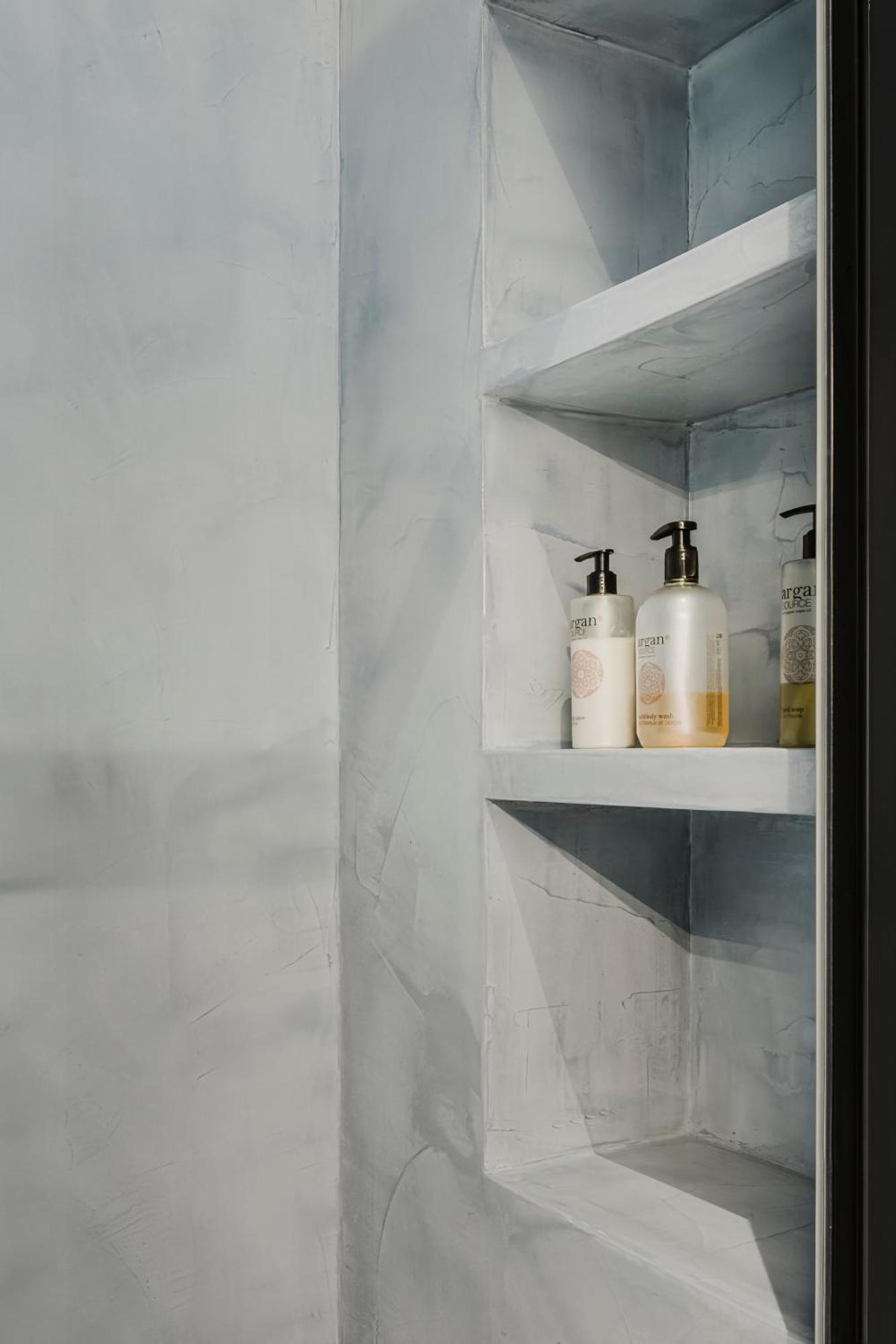 Porta Venezia-exclusive Design Apartment-2 Milan