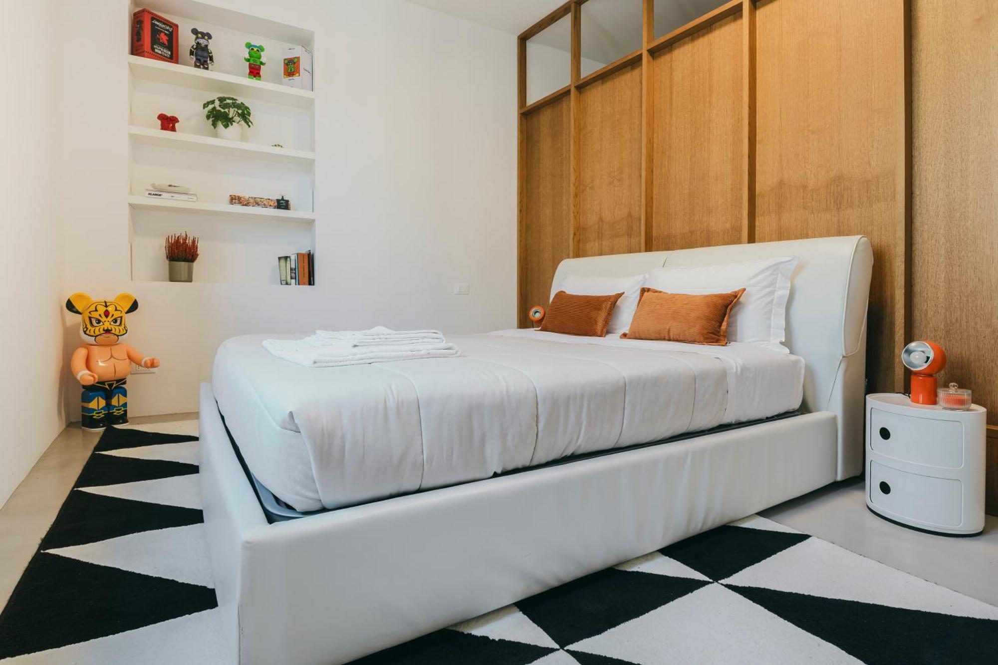 Porta Venezia-exclusive Design Apartment-2 Apartment Milan