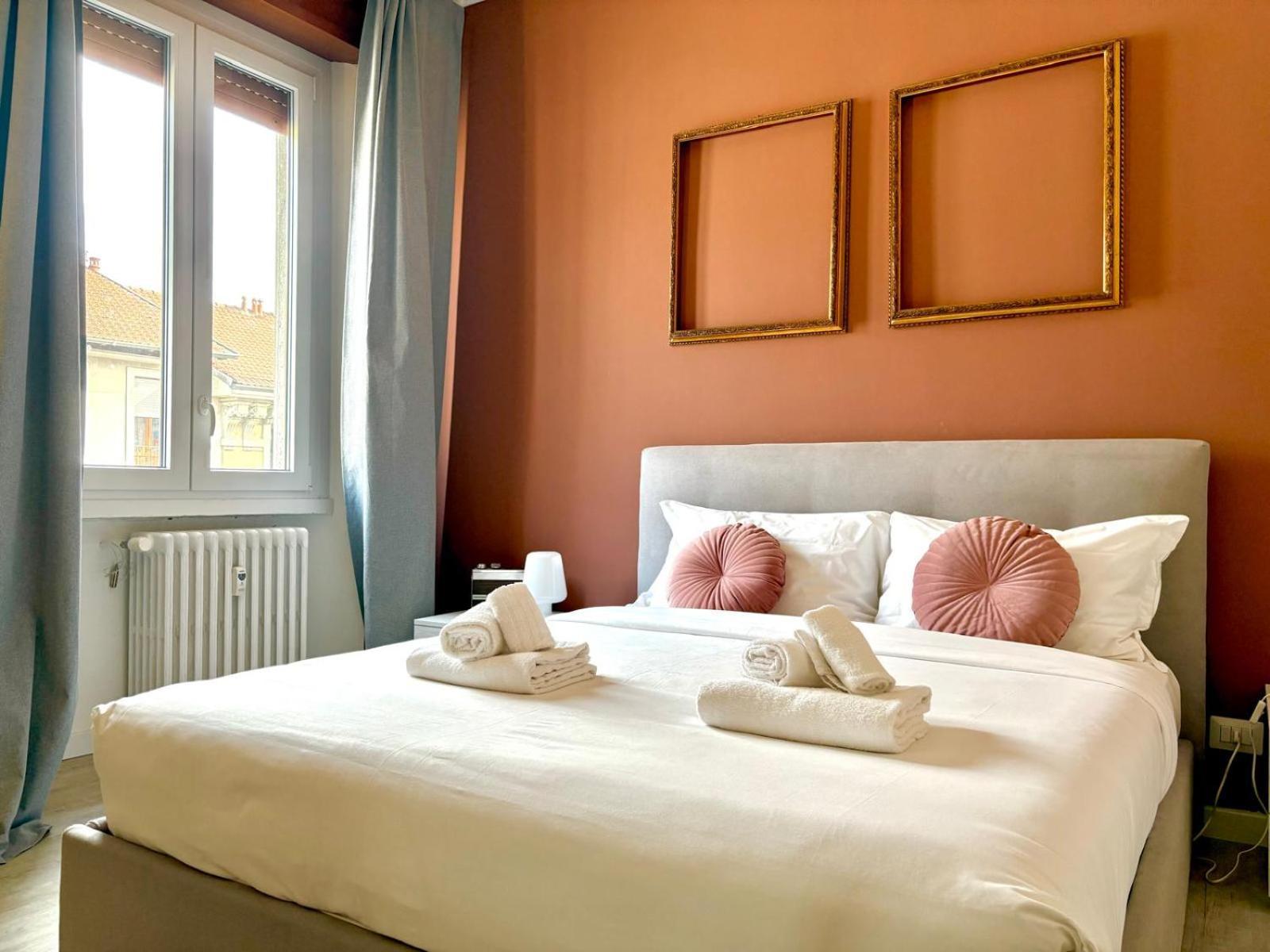 Apartment Apartment-navigli-house Of Mirrors Milan