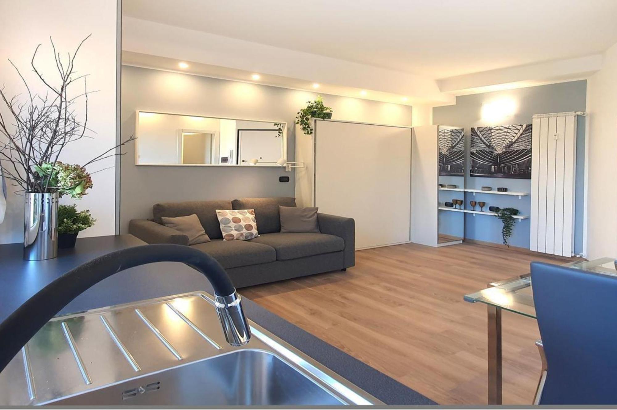Smart - 1min From The Subway Apartment *