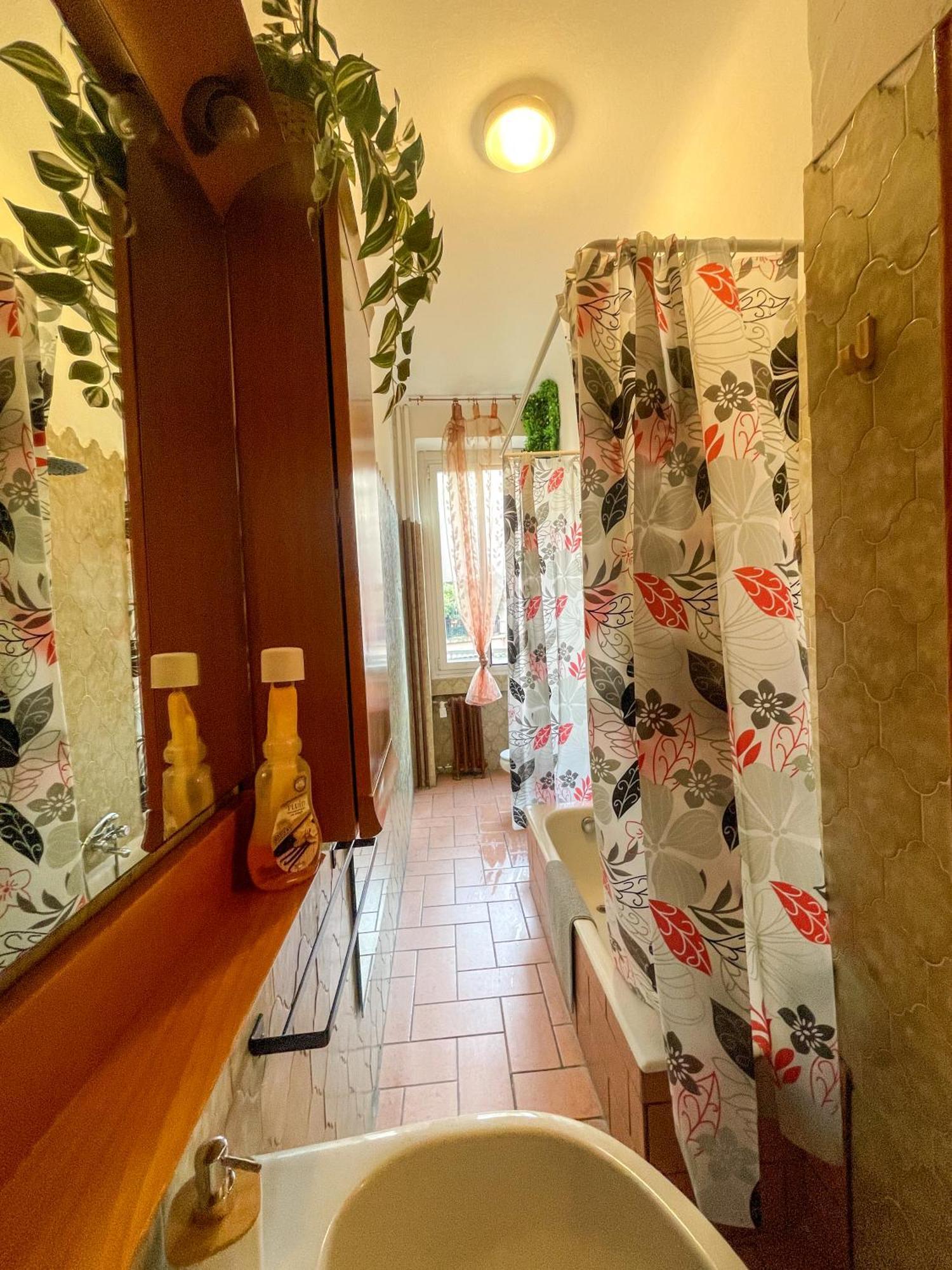 Dea Dreams - Old Style Apartment *