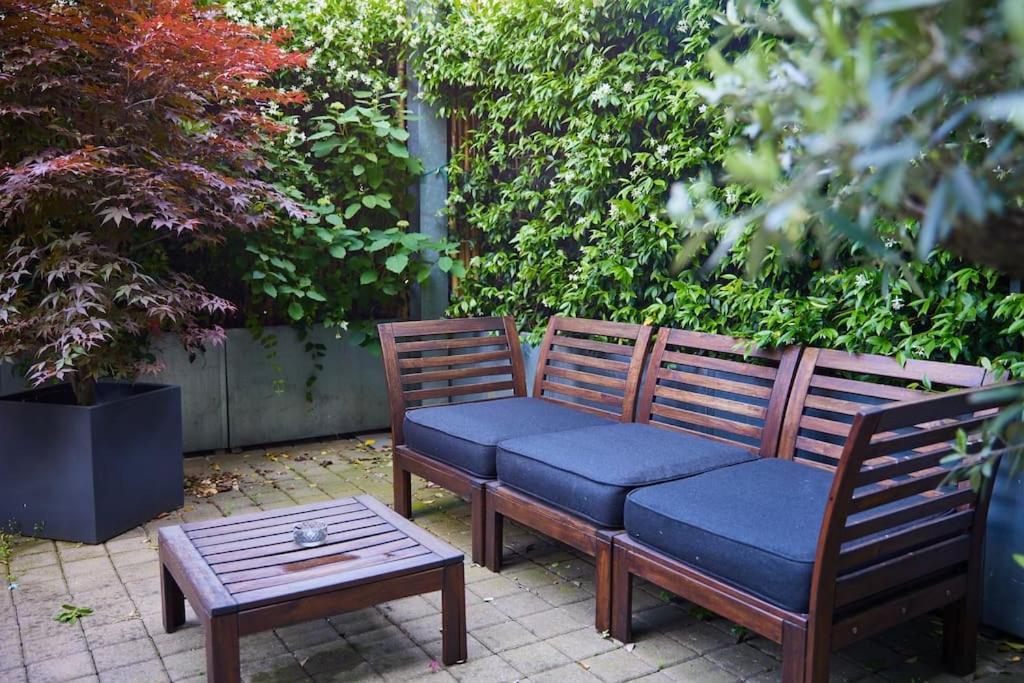 Ampia Casa Indipendente Con Giardino Privato Milan