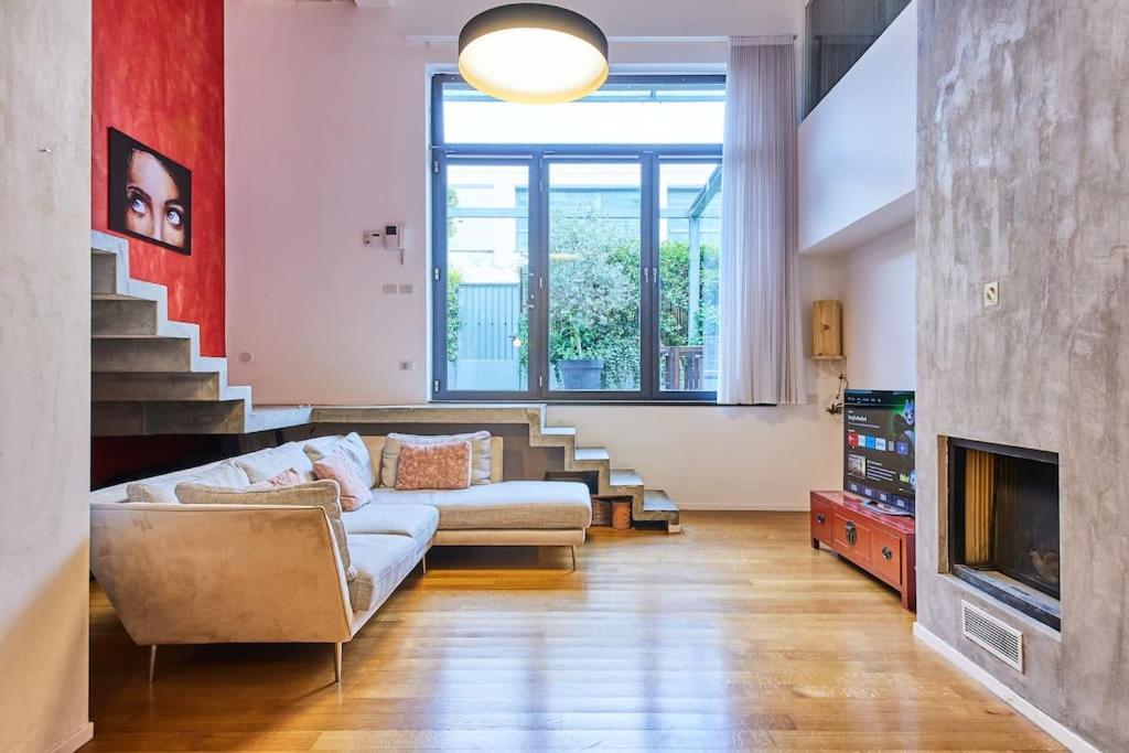 Ampia Casa Indipendente Con Giardino Privato Apartment Milan