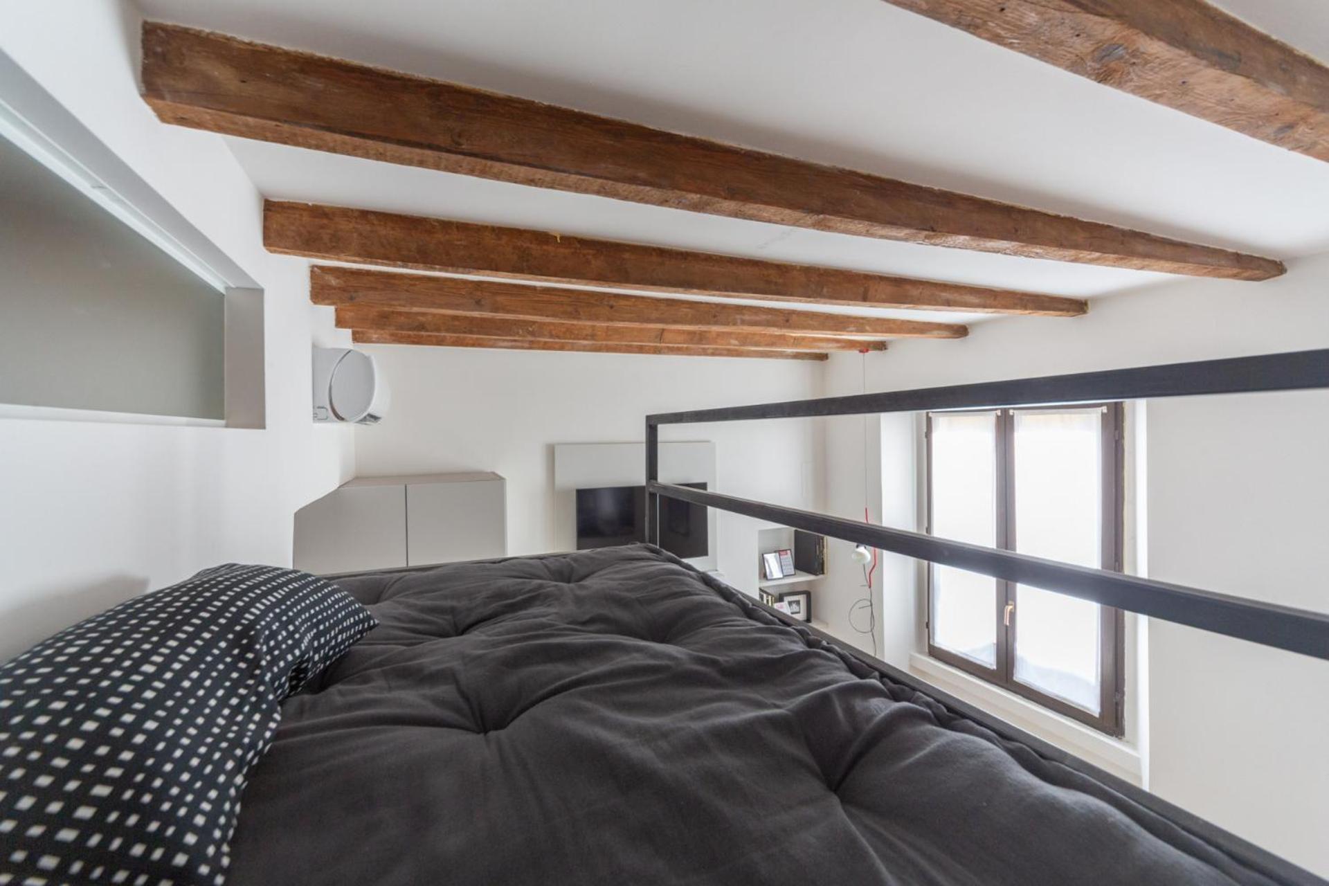 Stylish Loft In Porta Romana Apartment Milan