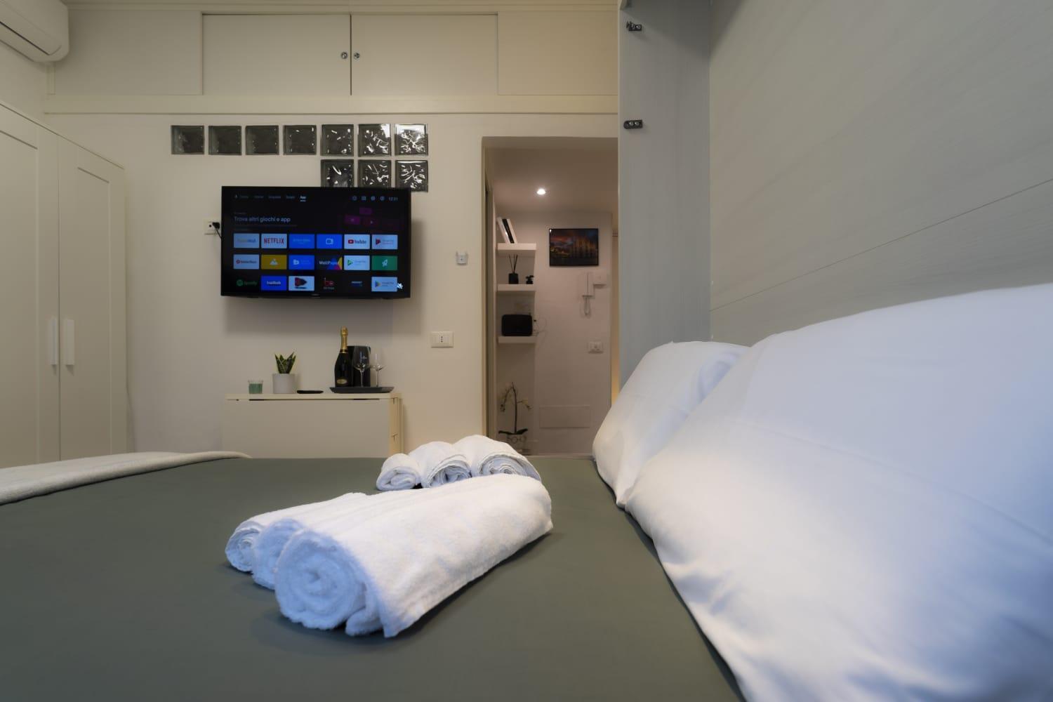 The Cozy Corner - Feel At - M3 Maciachini Apartment Milan
