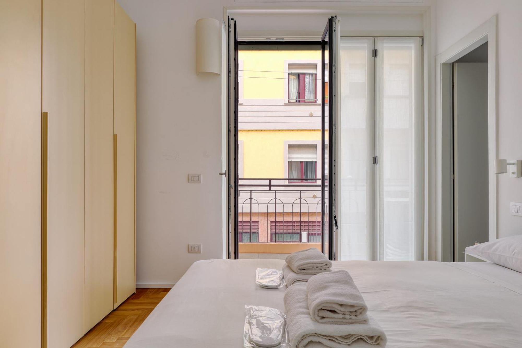 Just Urban - Bright And Beautiful - Corso Genova Apartment Milan