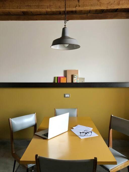 Yellow House By Costanza Apartment *