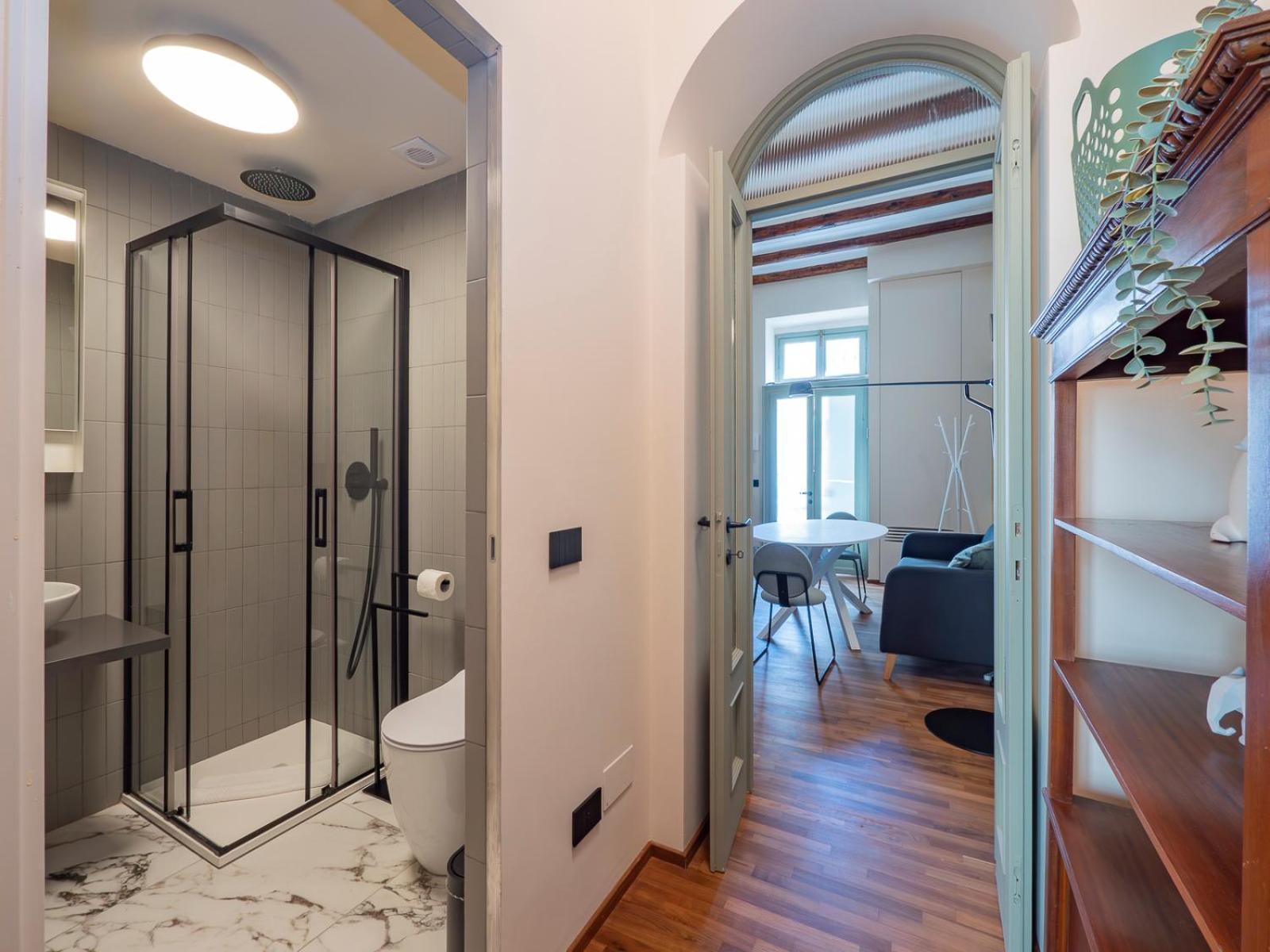 Xenia - Renovated Two-room In Sant'ambrogio Appartamento *
