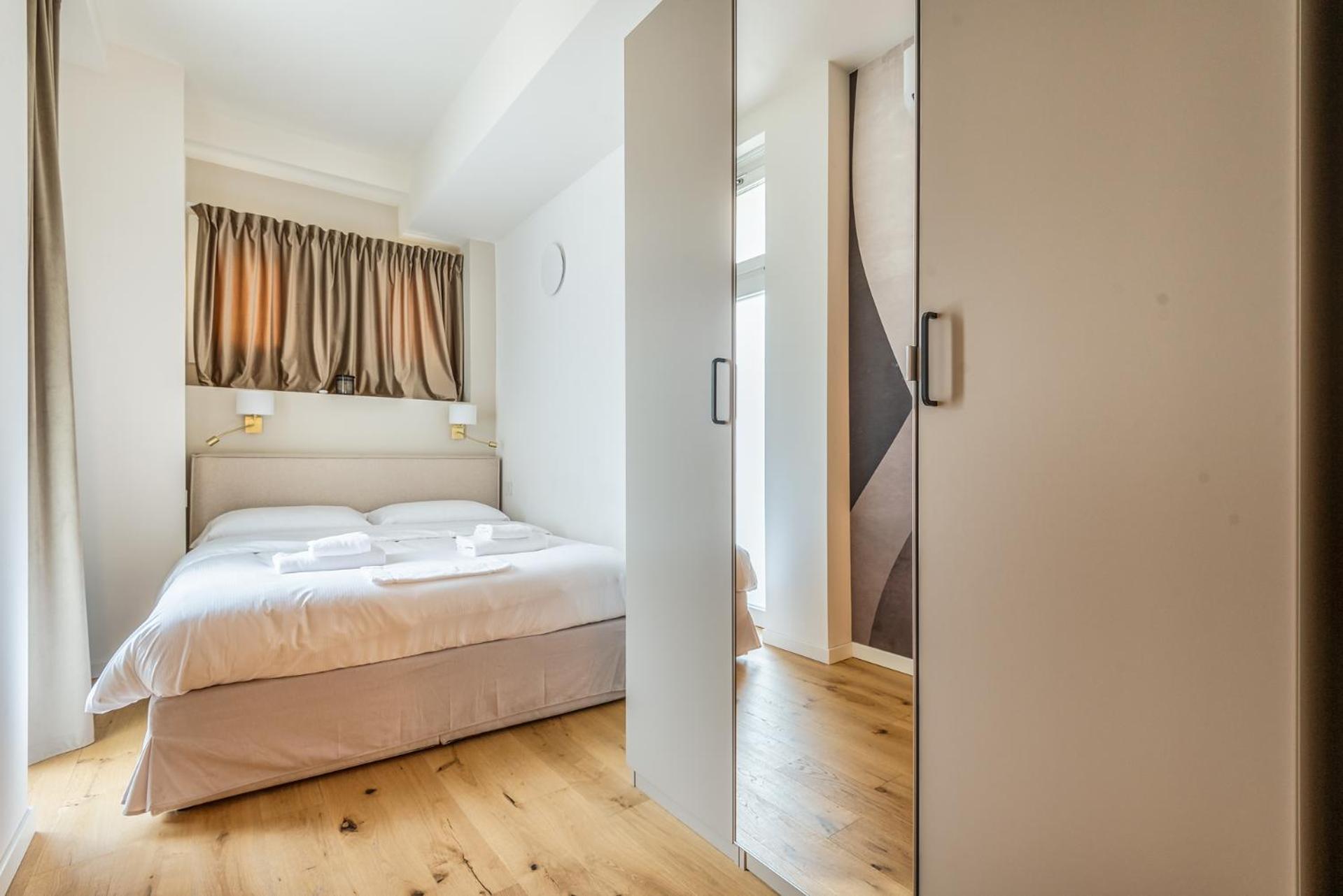 Apartment Brand New Via Melzi D'eril 18 4 Pax