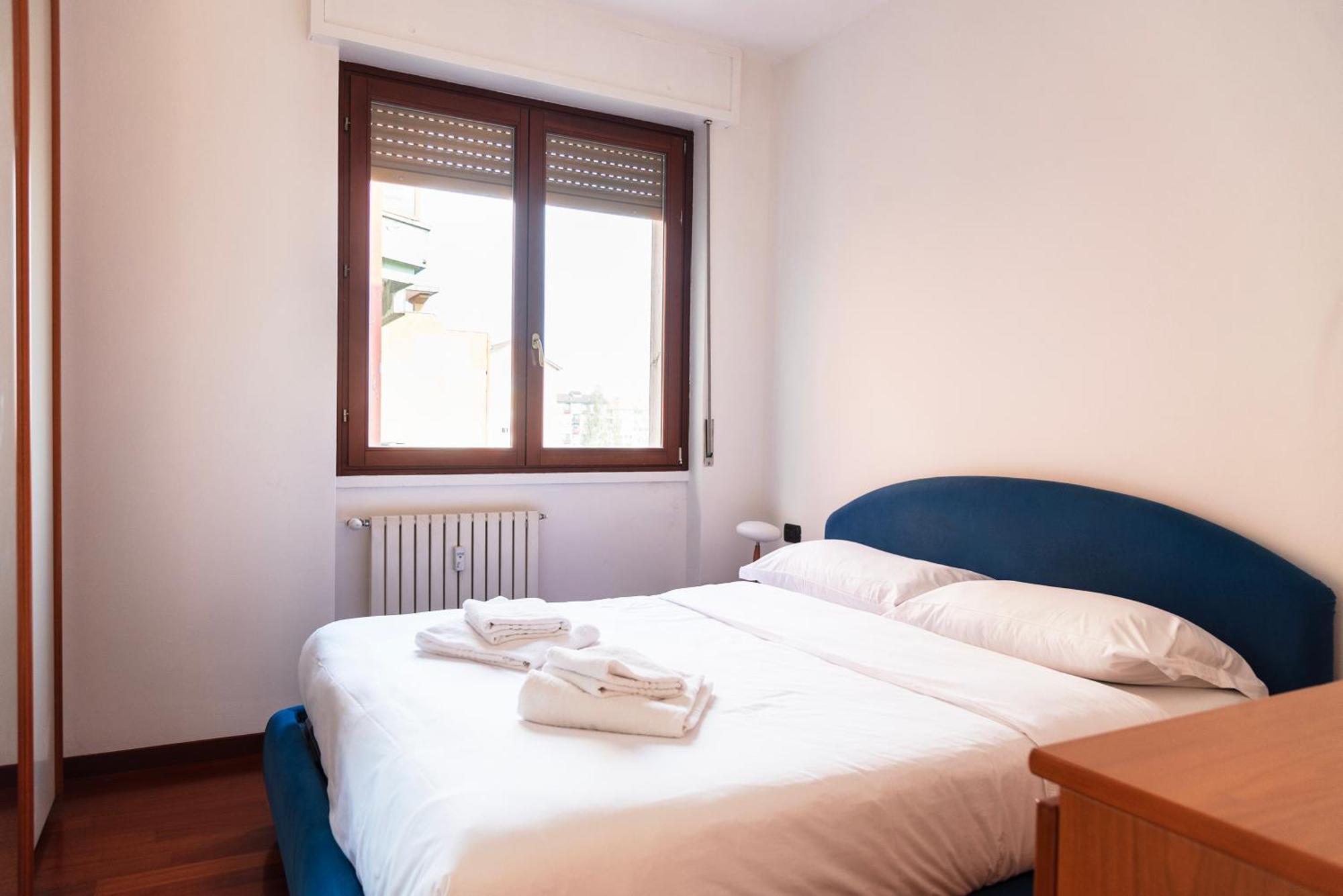 Youhosty - Cechov 21 * Milan