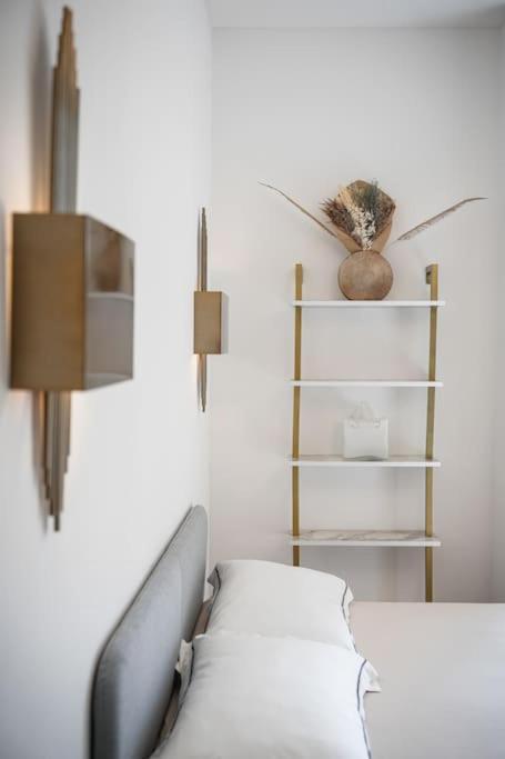 Isola 10 * Milan