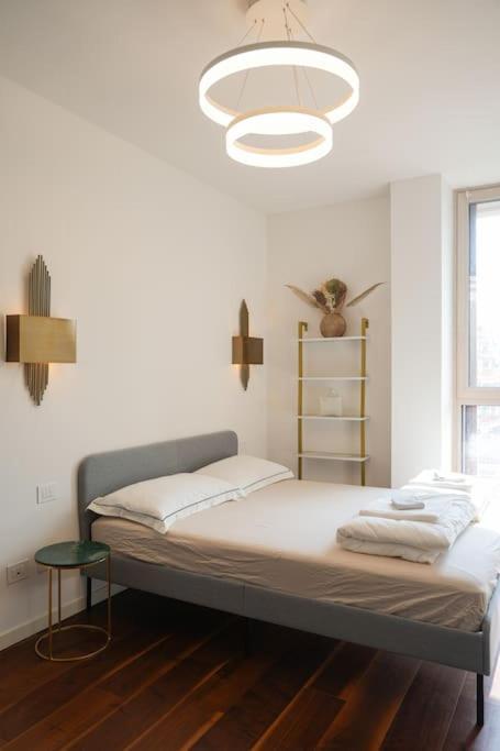 Isola 10 Apartment Milan