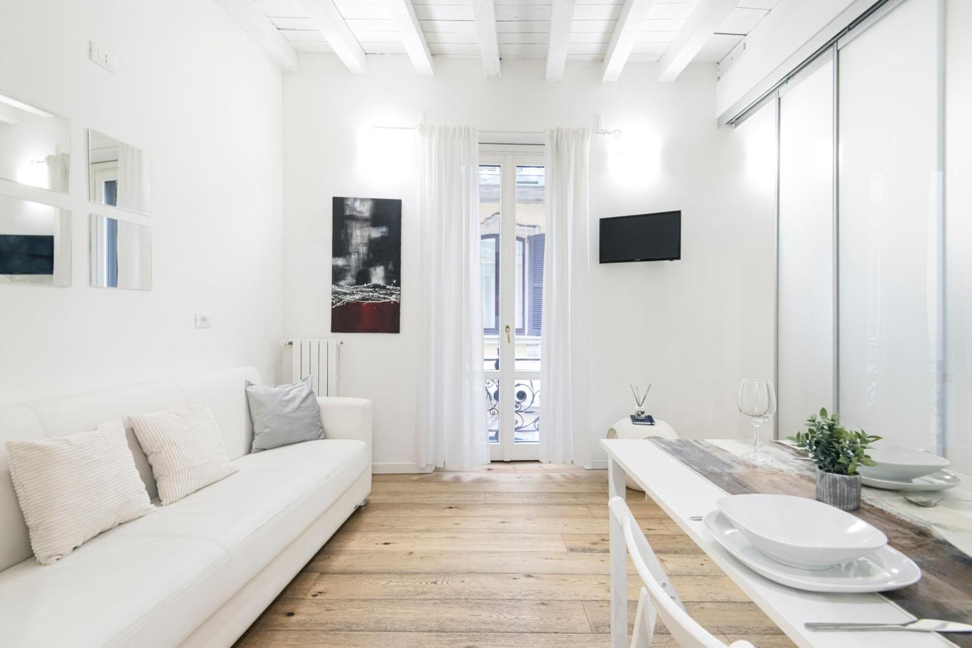 Apartment Amazing, New & Fully Furnished In Duomo *