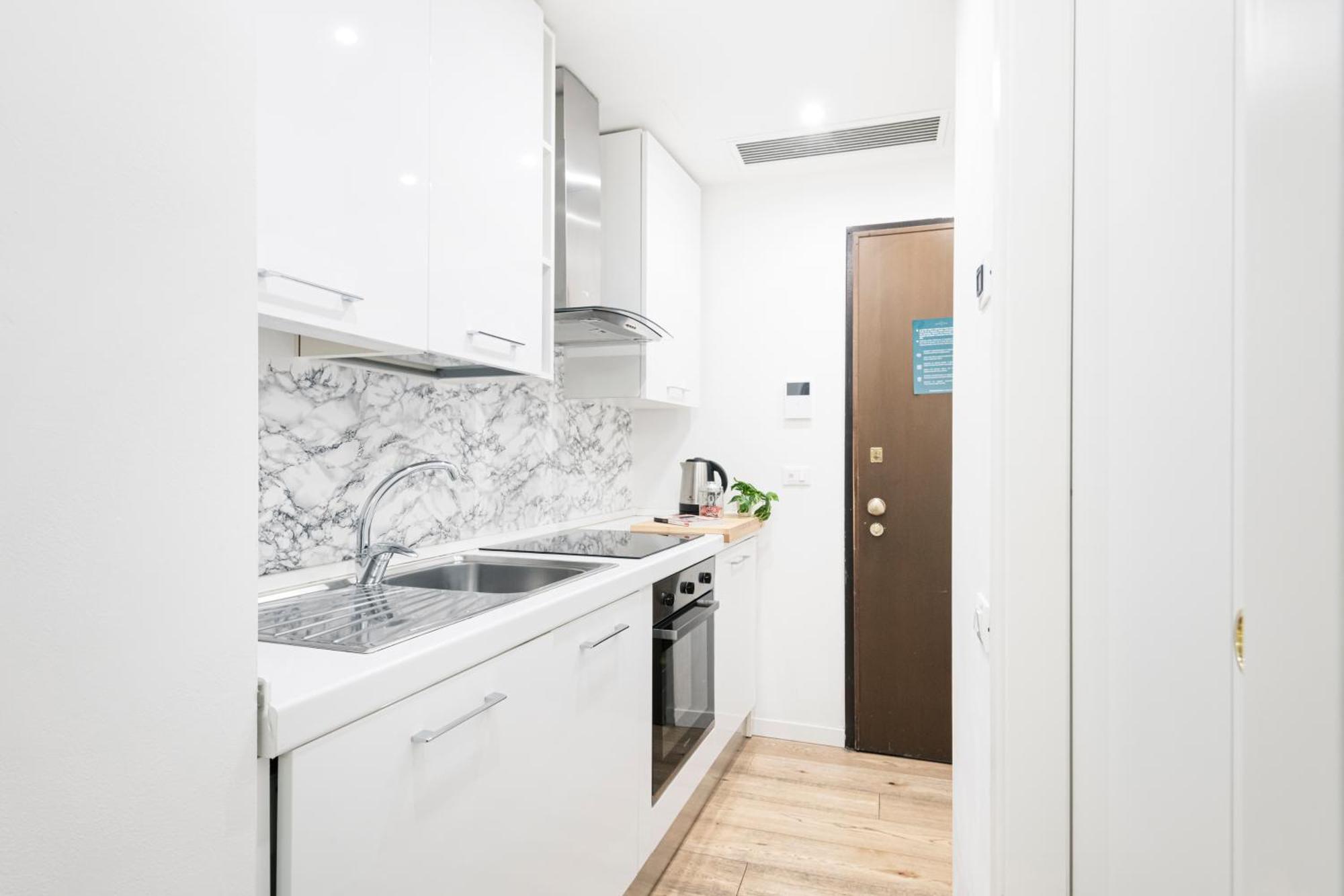 Amazing, New & Fully Furnished In Duomo Milan