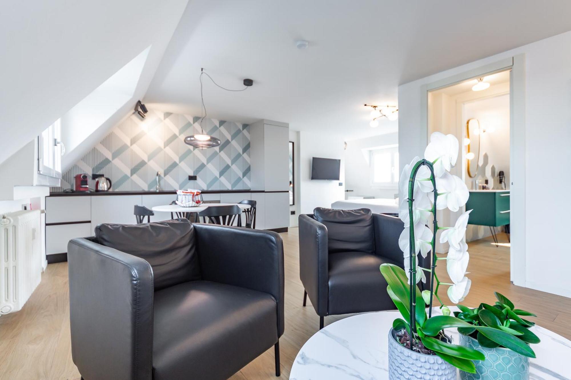 15 Min From Duomo & Brera Apartment