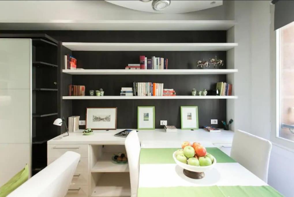 Smart In Center Of Brera Milano