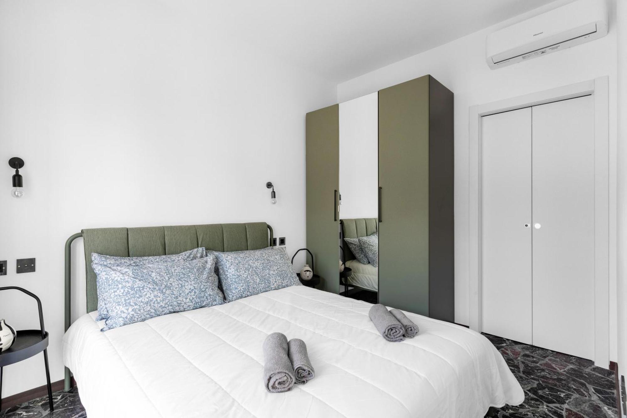 Leo1 - Loreto - Duomo - Luxuy - Big - Apartment Milan