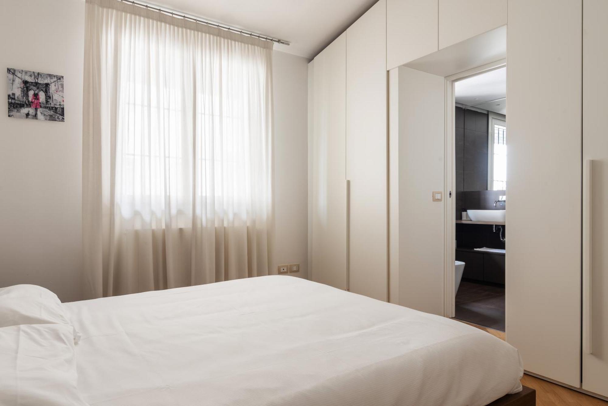 Ampio E Luminoso Trilocale In Zona Moscova Apartment Milan