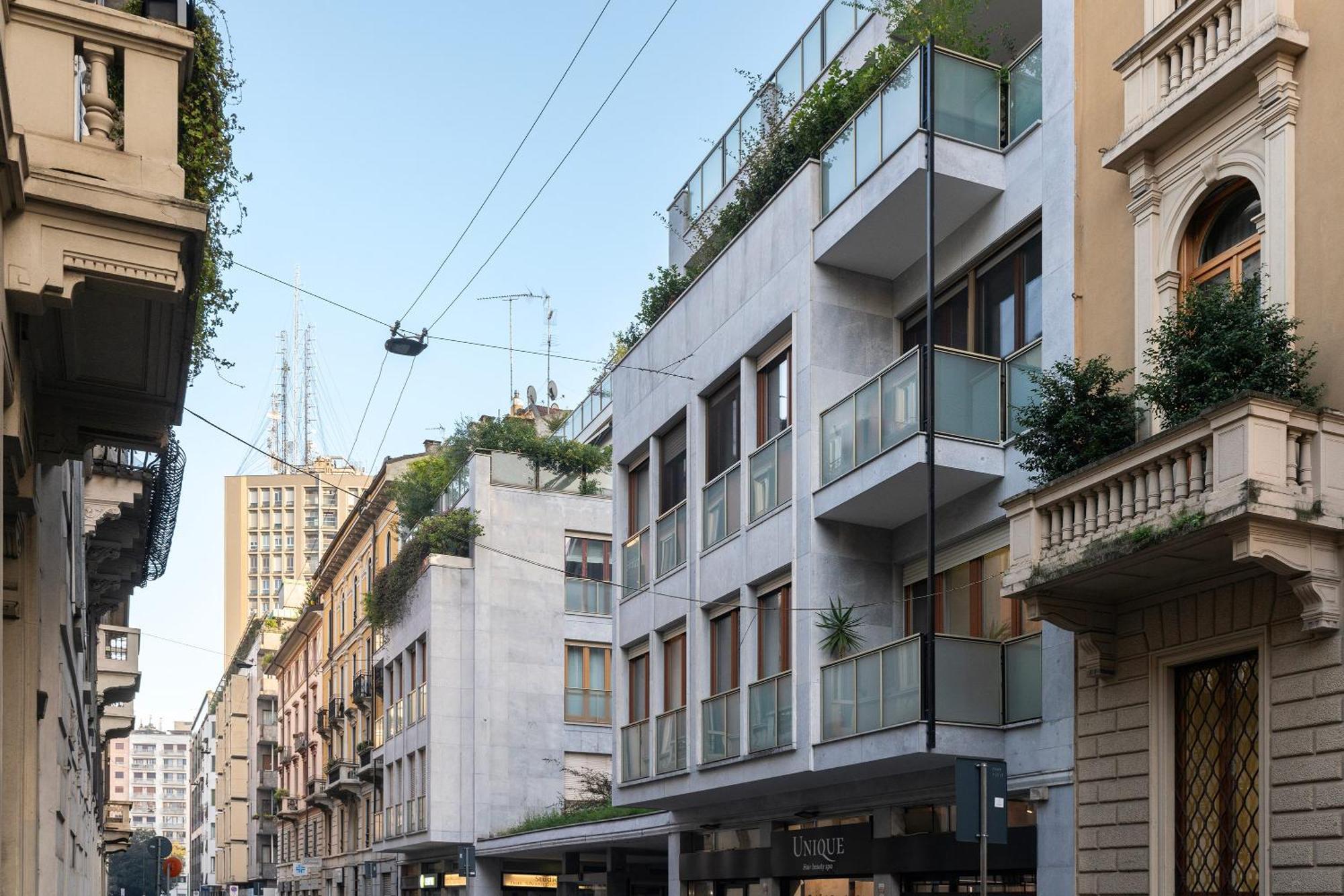Santa Tecla Living Parini 9 Milan