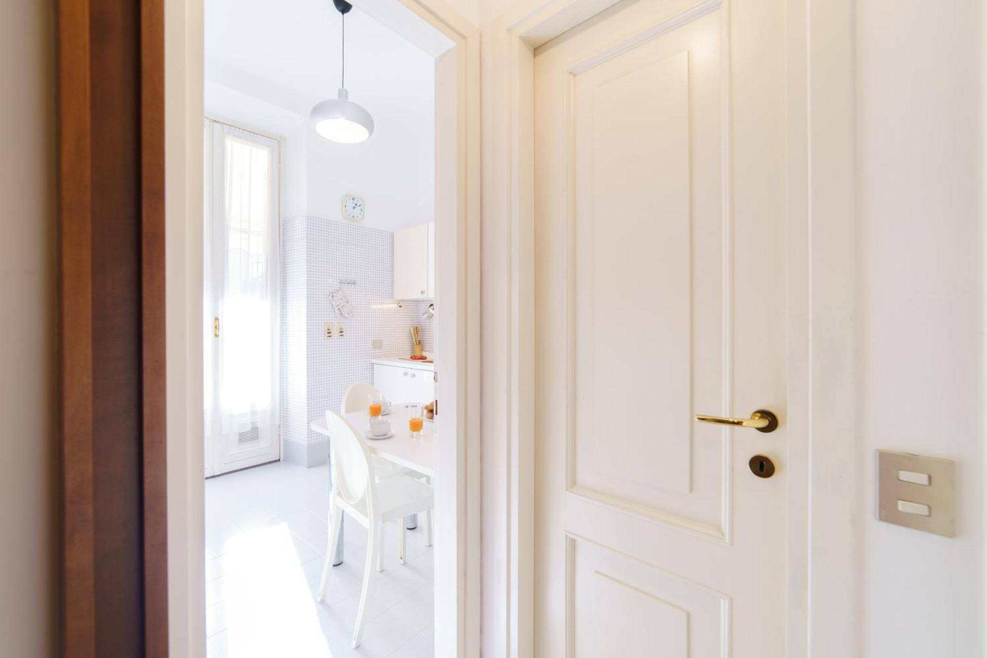 Intrho Vintage Flat *