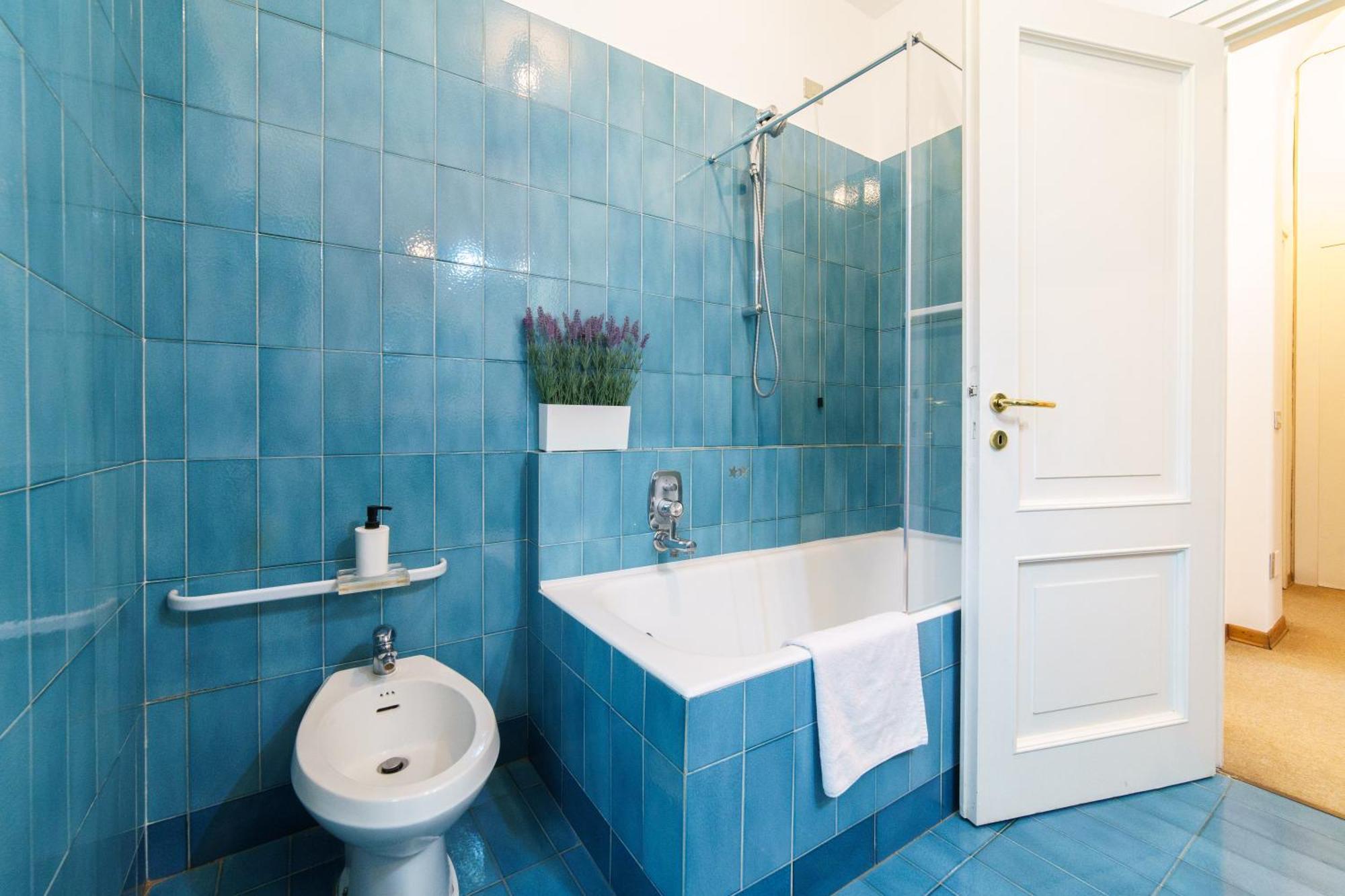 Intrho Vintage Flat *