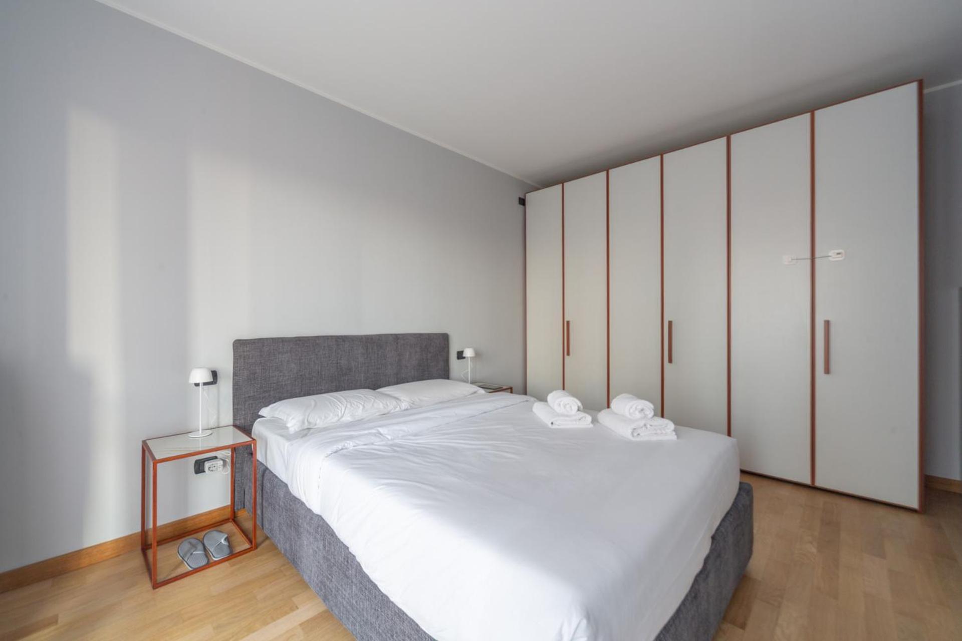 Apartment Modern Oasis Opposite Bosco Verticale Milan