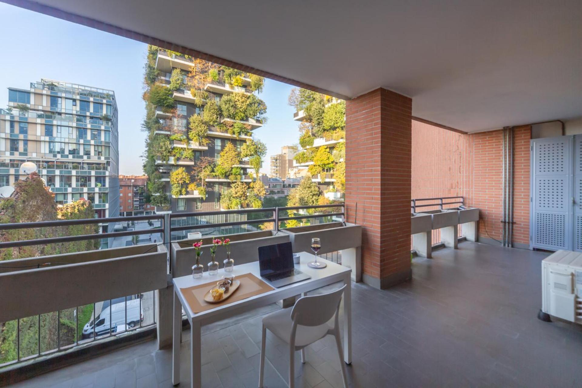 Modern Oasis Opposite Bosco Verticale Apartment *