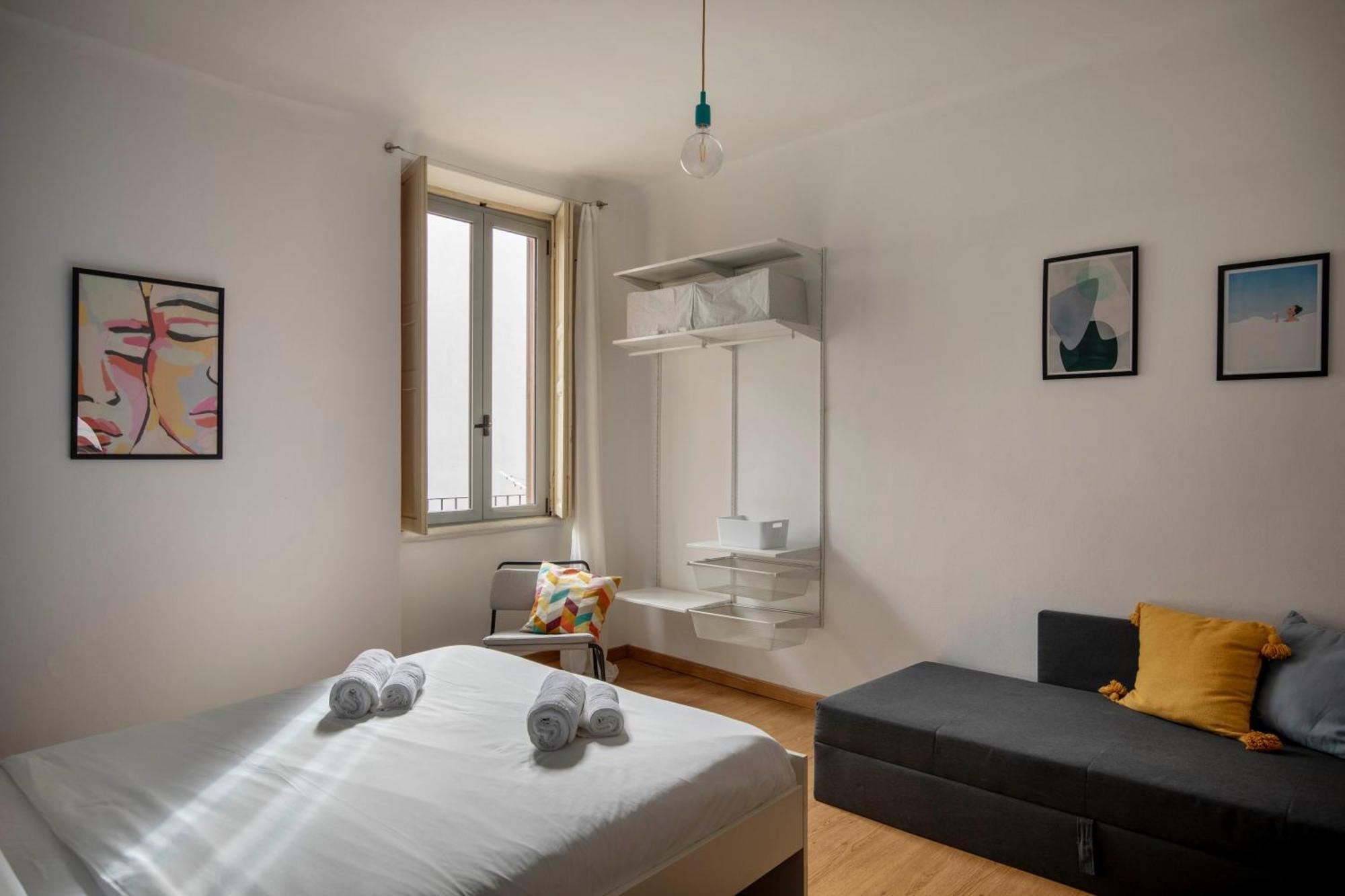 Ludo's Navigli Apartment *