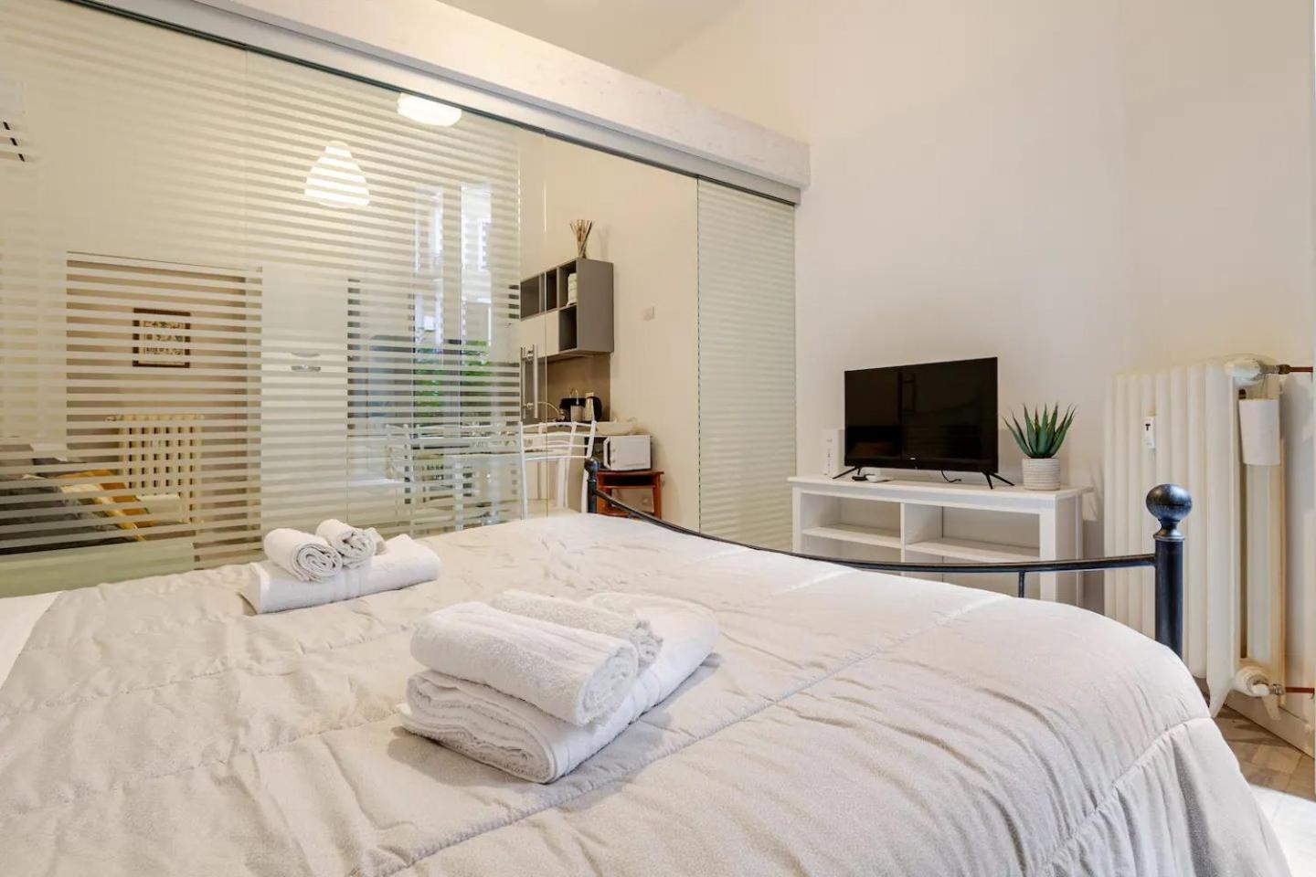 Apartamento Elegance - - Via Spartaco - Porta Romana *