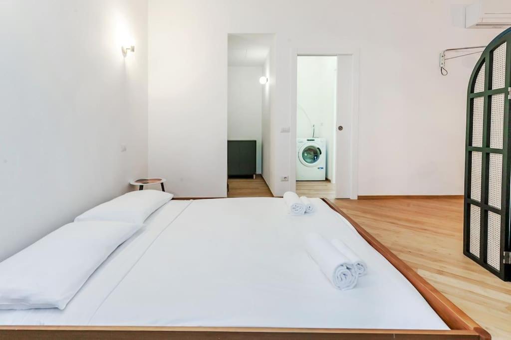 Di Design A Pochi Passi Da Metro E Centro Apartment