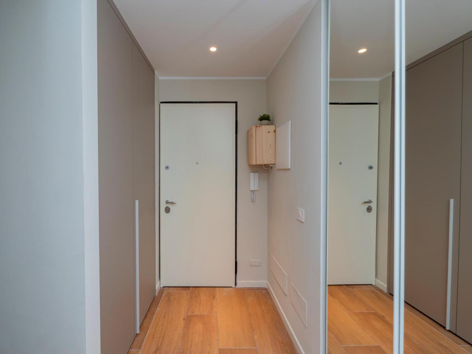Xenia - Elegant In San Siro Area Apartment Milan