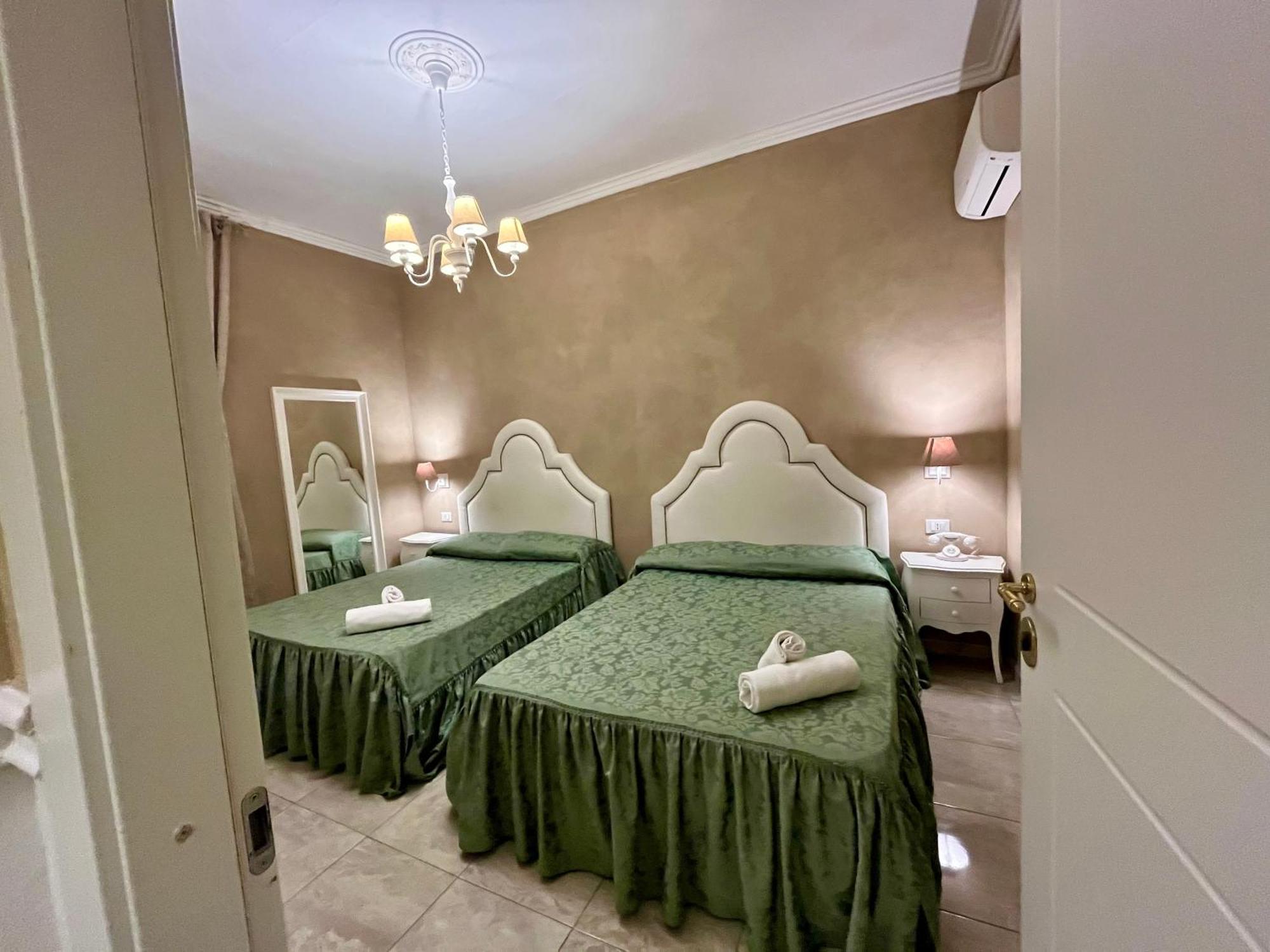 Boutique Calais Hotel *