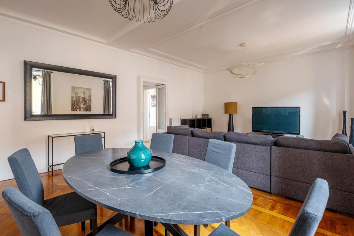 Exclusive 3 Bedrooms In Brera * Milan