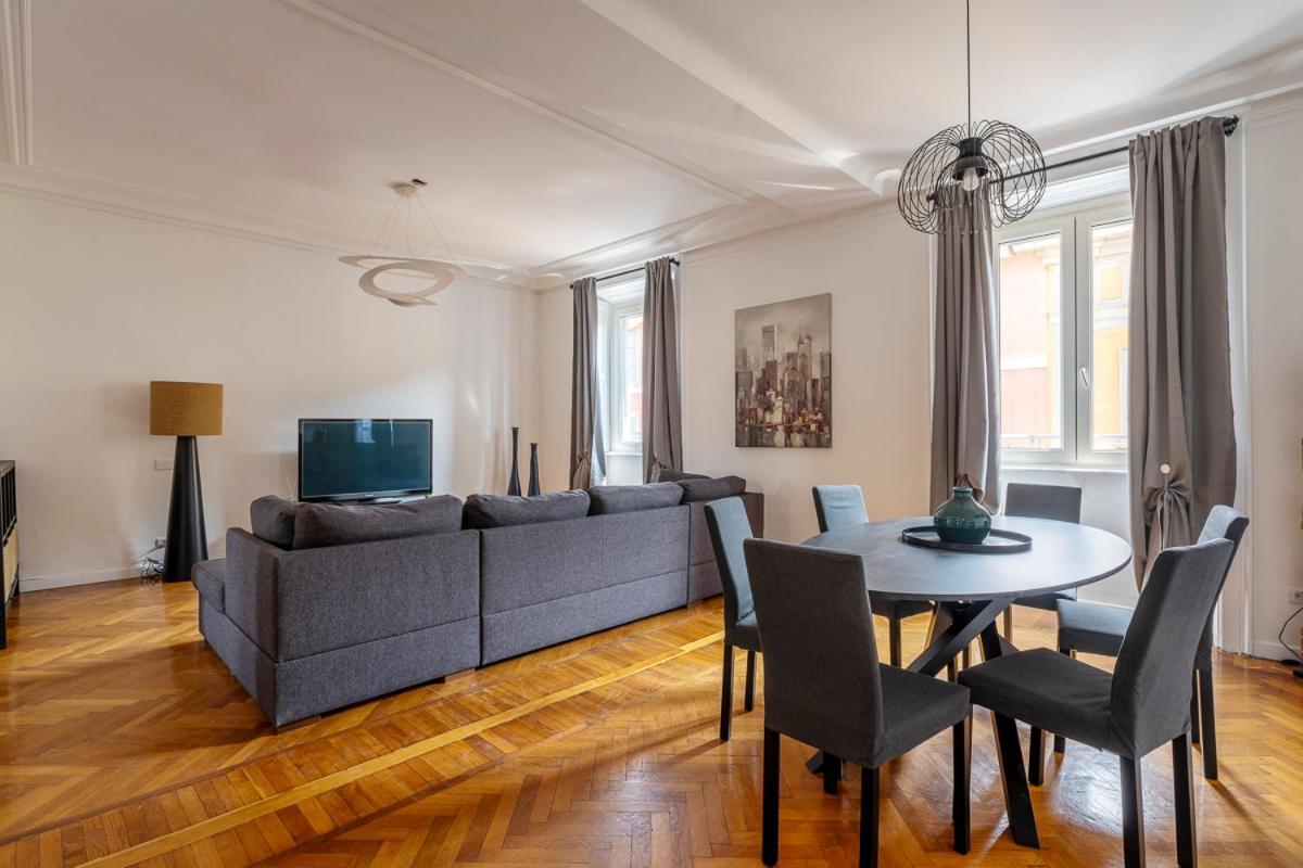 Exclusive 3 Bedrooms In Brera Apartment
