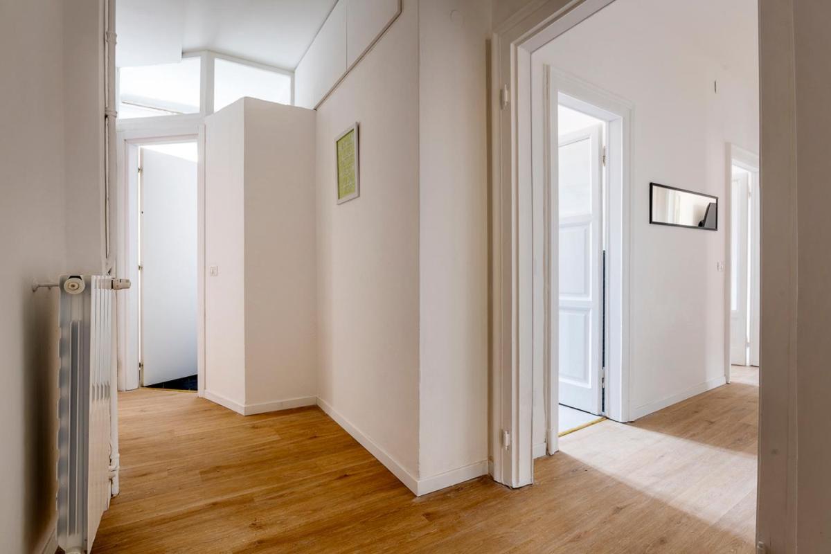 Exclusive 3 Bedrooms In Brera Apartment