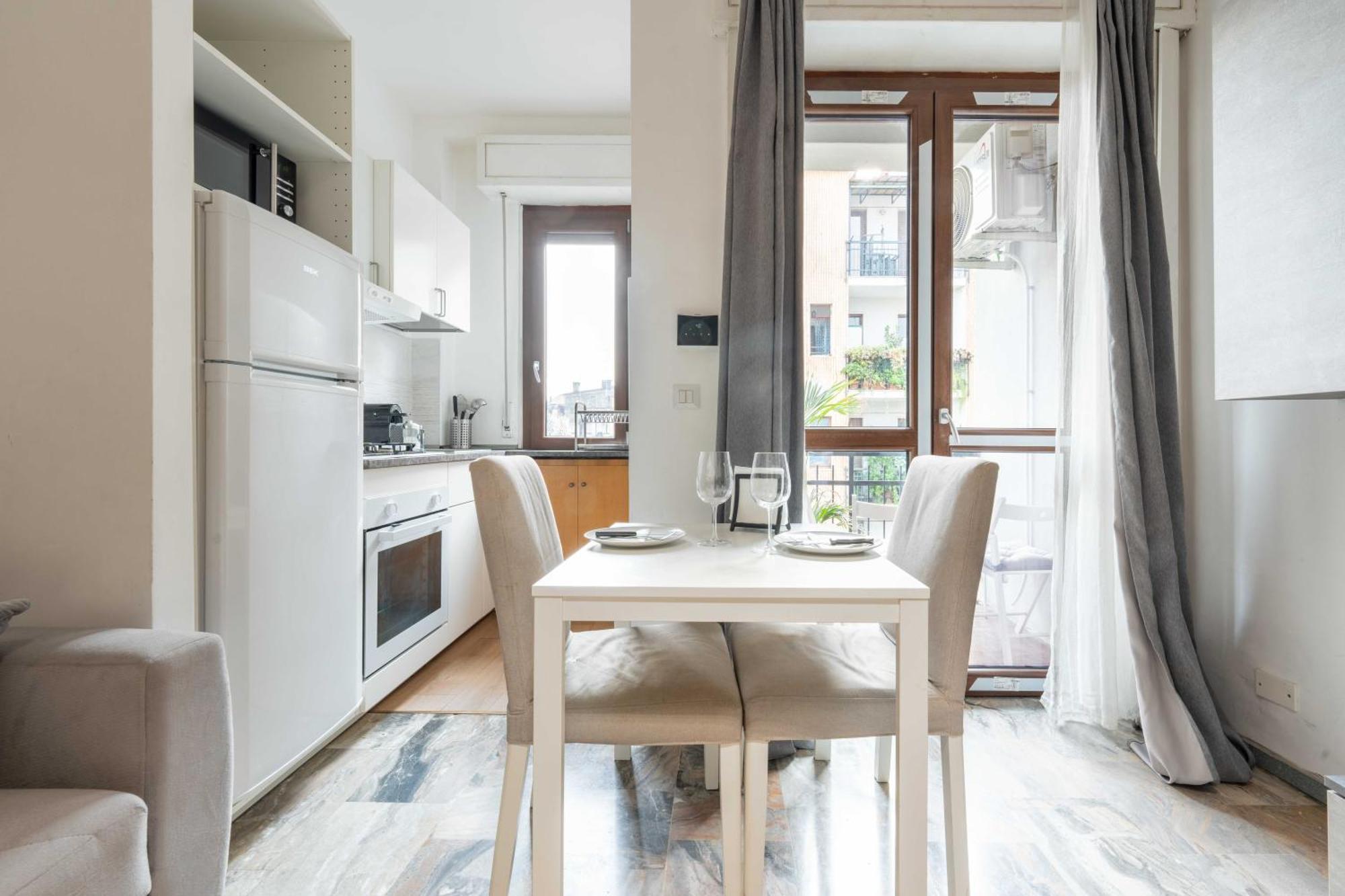 12 Centro Parking Free * Milan